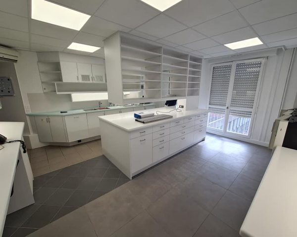 Aménagement d'un espace de travail pour un cabinet médical